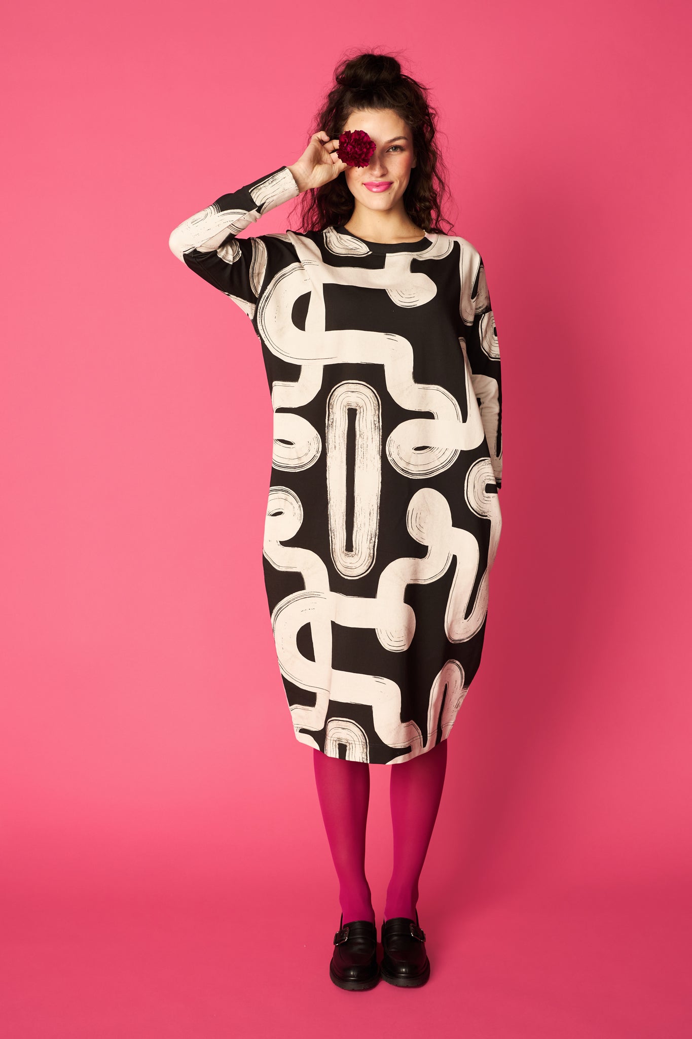 GIANT DRESS, Sense BLACK