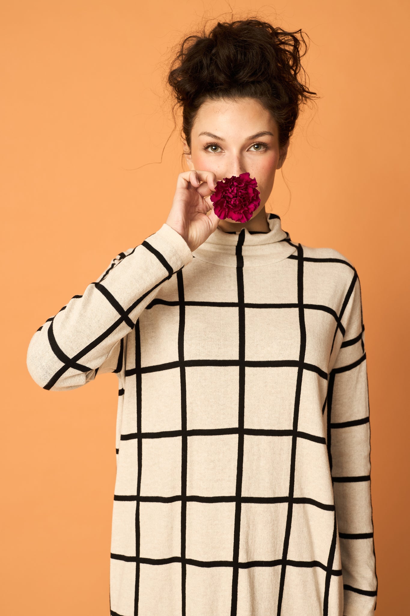 KNIT COSY DRESS, GIANT GRID, CREAM MELANGE, BLACK