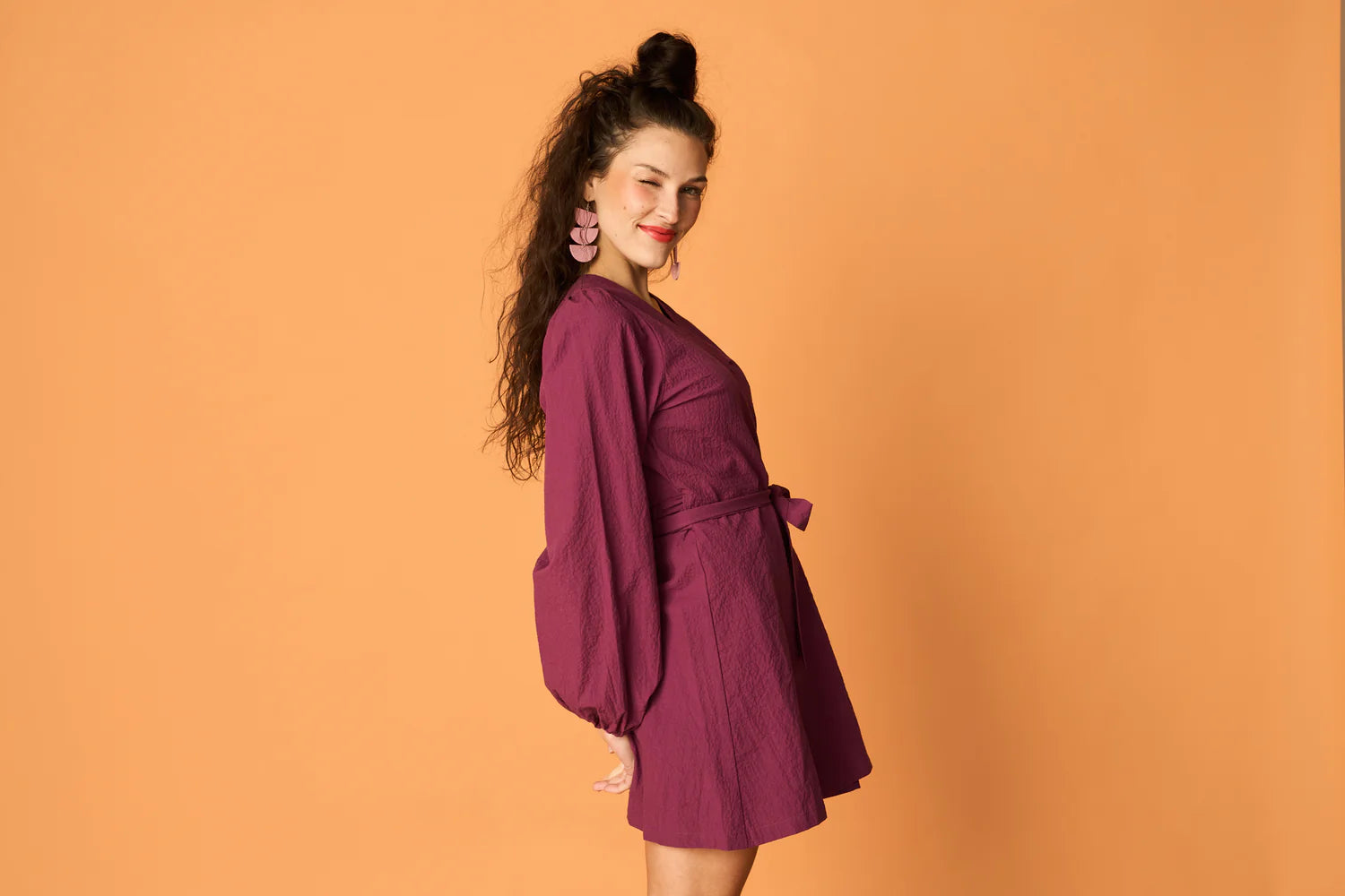 PUFF WRAP DRESS, Grape Purple