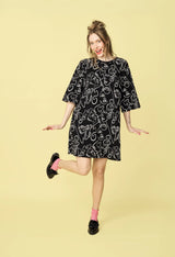 PRE-ORDER: TEE POCKET DRESS, Lipstick, Black BLACK